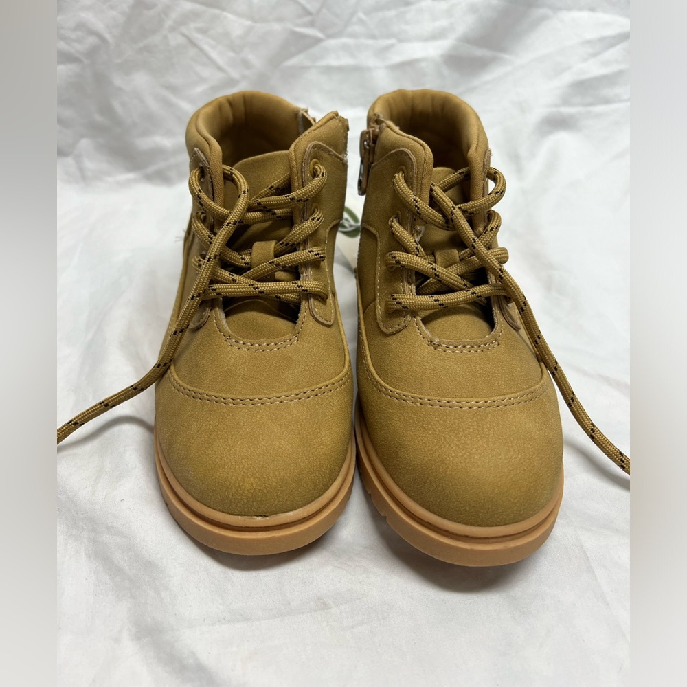 Boots - Picture 11 of 14